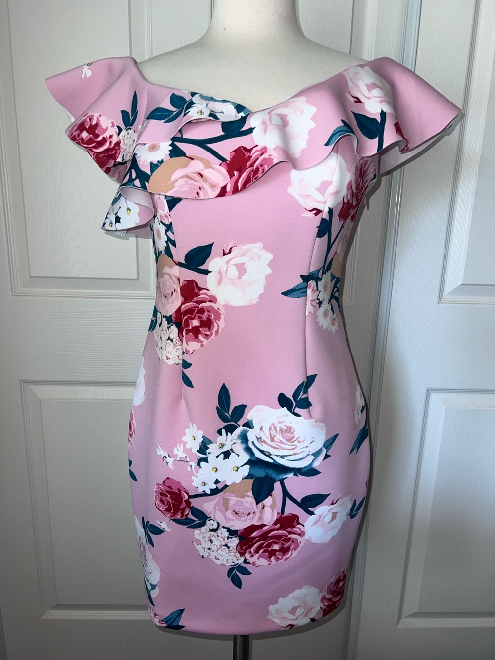 Floral Pink Off-the-Shoulder Floral Ruffle Sheath Dress
